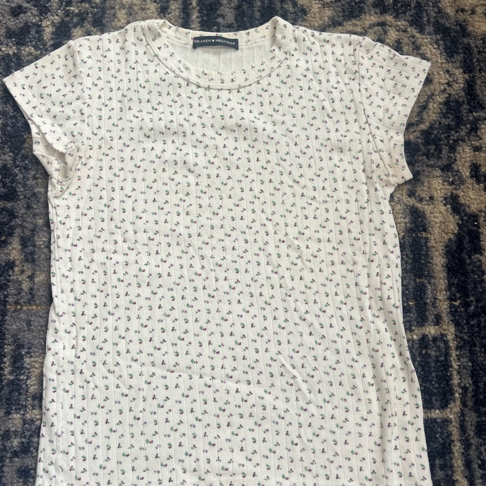 Brandy Melville tee